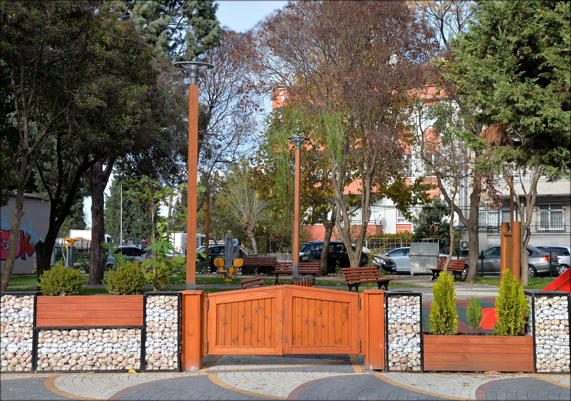 Dış Mekan Aydınlatma Direkleri